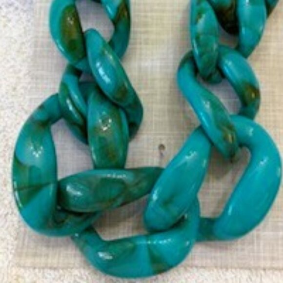Gem Bella chunky link resin necklace in marbled teal NWT - Picture 3 of 5